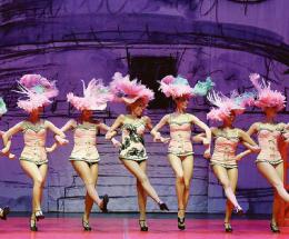 Il fascino e l’ironia di Cin Ci Là