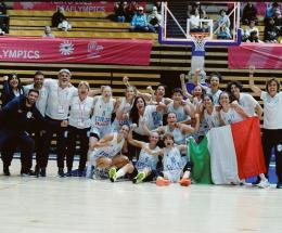 Oliva e l’Italia volano ai quarti