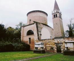 Studenti apprendisti ciceroni