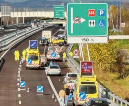 L’altro operaio rischia una gamba