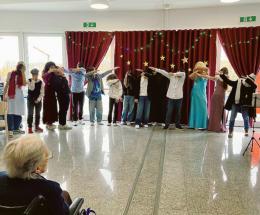 I ragazzi della Parenzo “ballano con le stelle” 