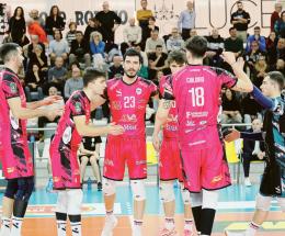 La Delta volley fa come i gamberi