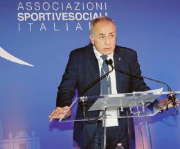 “Lo sport di base sia gratuito”