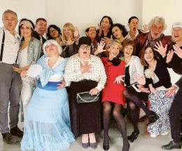 Prof in scena “per salvare il mondo”