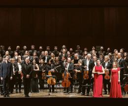 Der Messias, applausi al Sociale