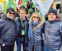 Gli agricoltori sfilano in Europa &ldquo;Vogliamo tornare a produrre&rdquo;