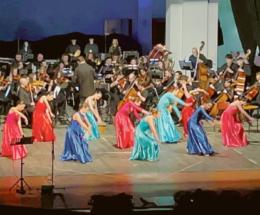 Applausi e bis al Comunale