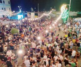 Una festa che celebra il dialetto