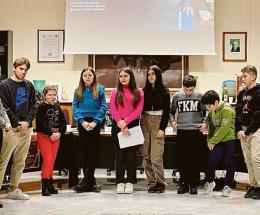 Gli studenti danno una lezione