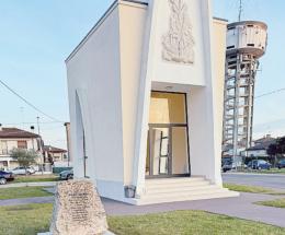 Si sposta il cippo in ricordo delle foibe 