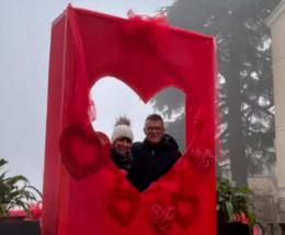 Un grande cuore per i selfie 