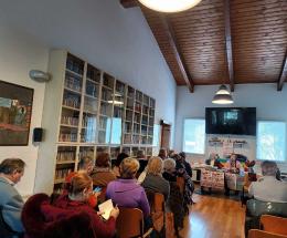 La poesia Scolpiscimi vince il concorso in love