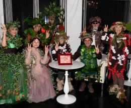 Attenti al lupo: si pappa il premio