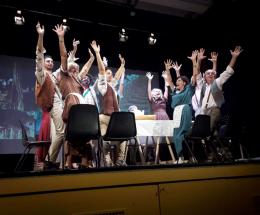 Un&rsquo;ultima domenica a teatro