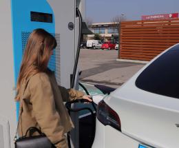 Nuovo servizio per le auto elettriche 