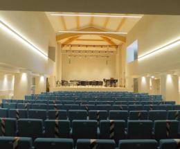 Carlos Bonell apre coi suoi riff