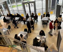 In 300 per trovare posti di lavoro