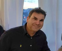 Aggredito e ferito da un cinghiale in golena