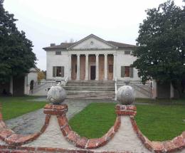 Alla Badoer le opere di Minassian