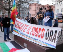 "Basta a guerre e politiche di riarmo"