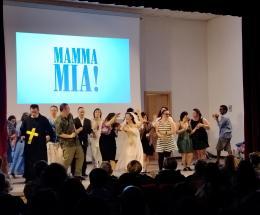 Un grande &ldquo;Mamma Mia&rdquo; questi sono artisti davvero