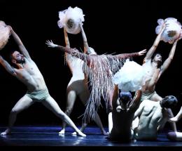 Un balletto che lega uomo e natura