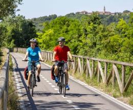 Pasquetta con clima quasi estivo