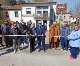 Una targa in onore della banca: &ldquo;Forte legame con la comunit&agrave;&rdquo;