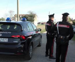 Rubano bici e telefono, subito presi