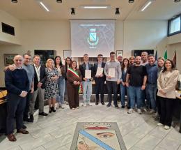 Borse di studio ai laureati