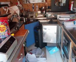 Vandali devastano gli spogliatoi