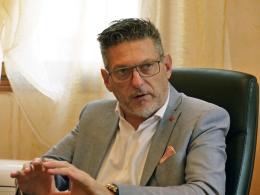 "Gaffy Duck è una pagina satirica. Nessun riferimento a cittadini e opposizione"