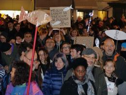 Le sardine ai politici: "Non deludeteci parlano solo di poltrone"