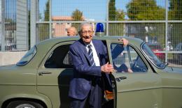 Un poliziotto di 100 anni