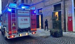 Intrappolati nell'ascensore, sos al Roverella