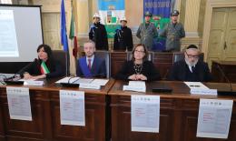 &ldquo;Combattiamo l&rsquo;indifferenza&rdquo;