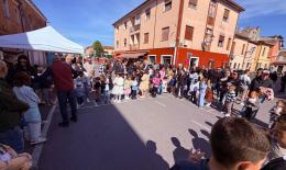 Festa grande con il "cozzo delle uova"