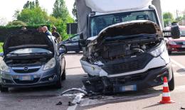 Schianto e paura in tangenziale