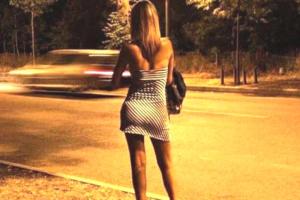 Prostituzione: siete favorevoli o contrari alla riapertura delle case chiuse