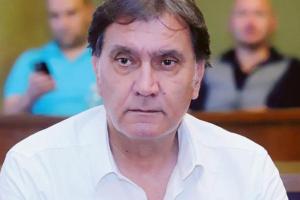 “Cinquantenni con l’artrosi”, è bufera sul capogruppo Fdi