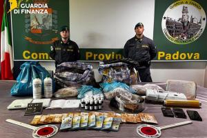 Una vera raffineria di eroina