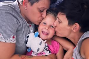 Figli con 2 mamme, ora si può