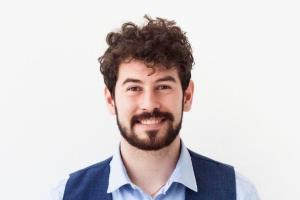 Schianto in moto, 25enne perde la vita