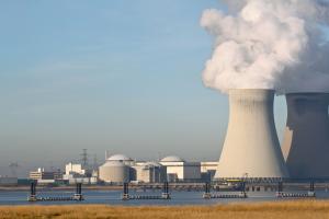 Italia abbraccia il nucleare