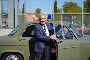 Un poliziotto di 100 anni