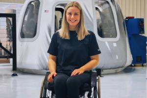 Prima astronauta con disabilità, andrà in missione