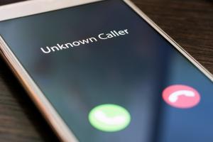 Stop ai numeri fasulli