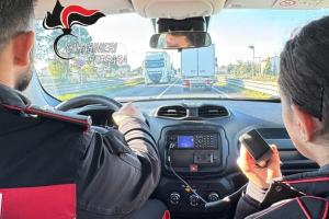 Inseguimento da paura, poi l'arresto