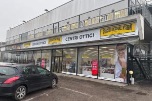 Ladri all'assalto dell'occhialeria