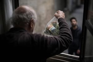 Truffatore seriale colto in flagrante